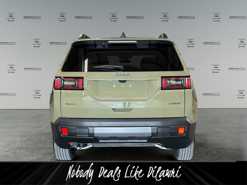 2026 Jeep Cherokee Laredo 4x4