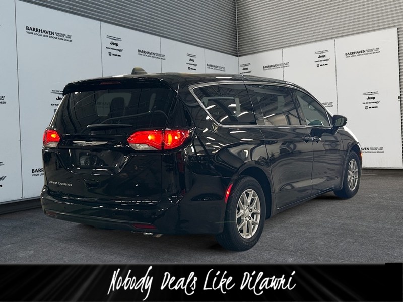 2026 Chrysler Grand Caravan SXT 2WD