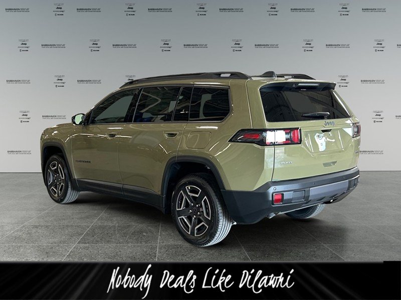 2026 Jeep Cherokee Laredo 4x4