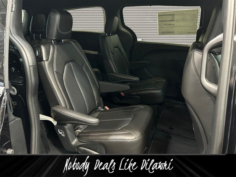 2026 Chrysler Grand Caravan SXT