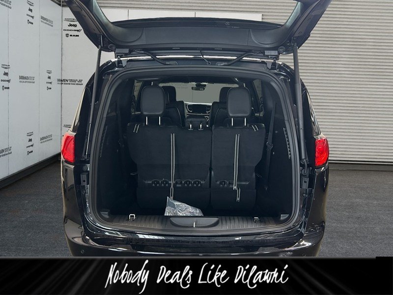 2026 Chrysler Grand Caravan SXT