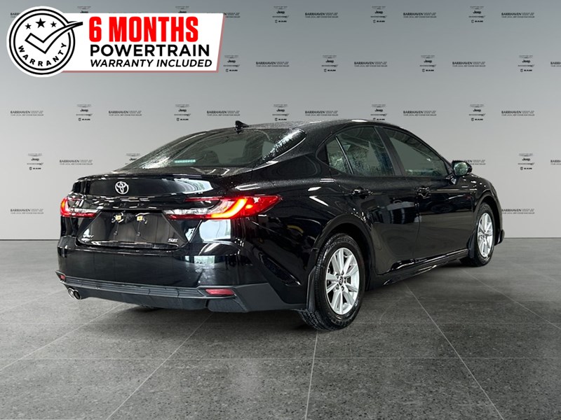 2025 Toyota Camry SE Hybrid | Like NEW