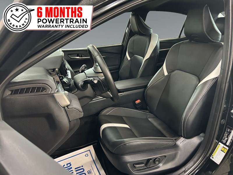 2025 Toyota Camry SE Hybrid | Like NEW