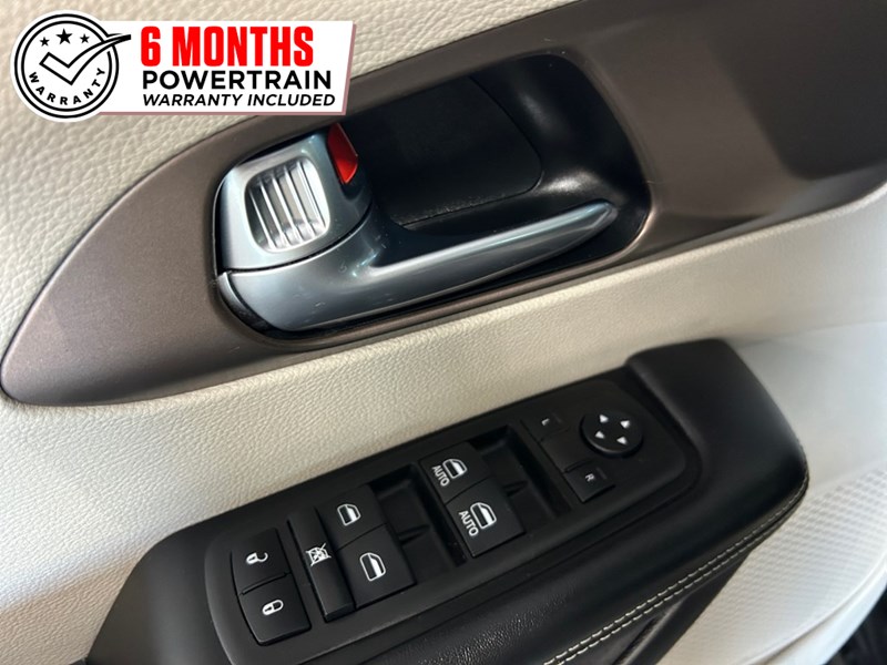 2022 Chrysler Grand Caravan SXT | Low KM's