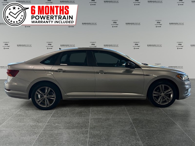 2019 Volkswagen Jetta Highline R-Line | 6-Speed | Low KM's