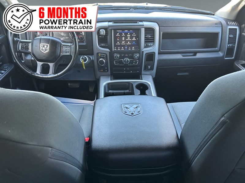 2021 RAM 1500 Classic Express 4x4 Crew V8 Hemi | Low KM’s