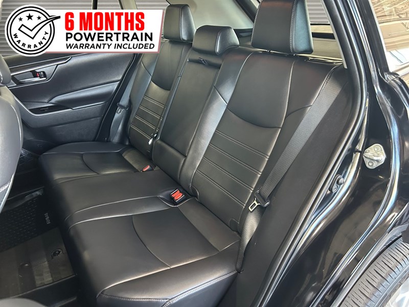2021 Toyota RAV4 XLE Premium AWD | Low KM's