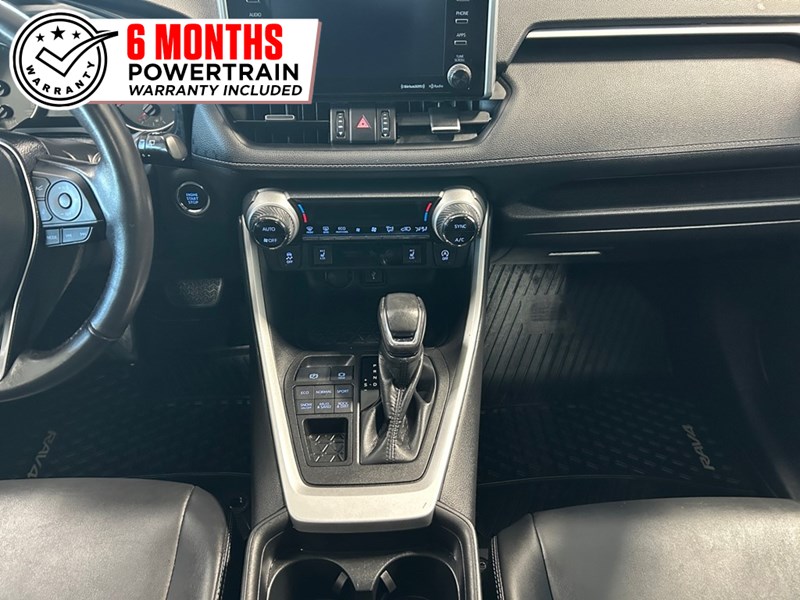 2021 Toyota RAV4 XLE Premium AWD | Low KM's