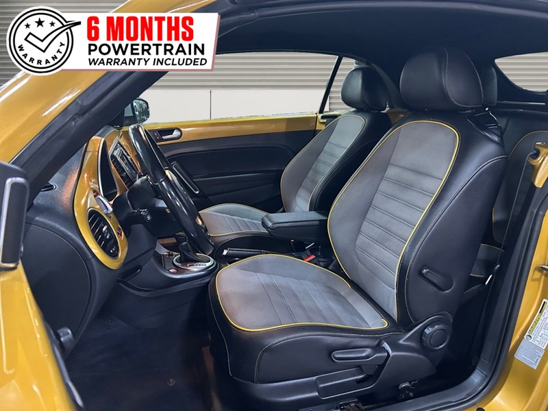 2017 Volkswagen Beetle Coupe Convertible Dune | Low KM’s