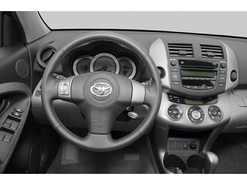 2007 Toyota RAV4 Limited | 4WD | Sunroof | Low KM's Interior Shot 3