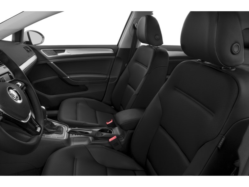 2017 Volkswagen Golf 1.8 TSI Comfortline | Ultra Low KM's Interior Shot 5
