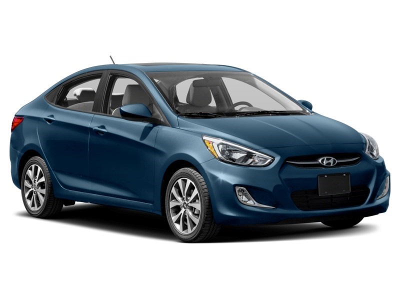 2017 Hyundai Accent SE | Ultra Low KM's Exterior Shot 9