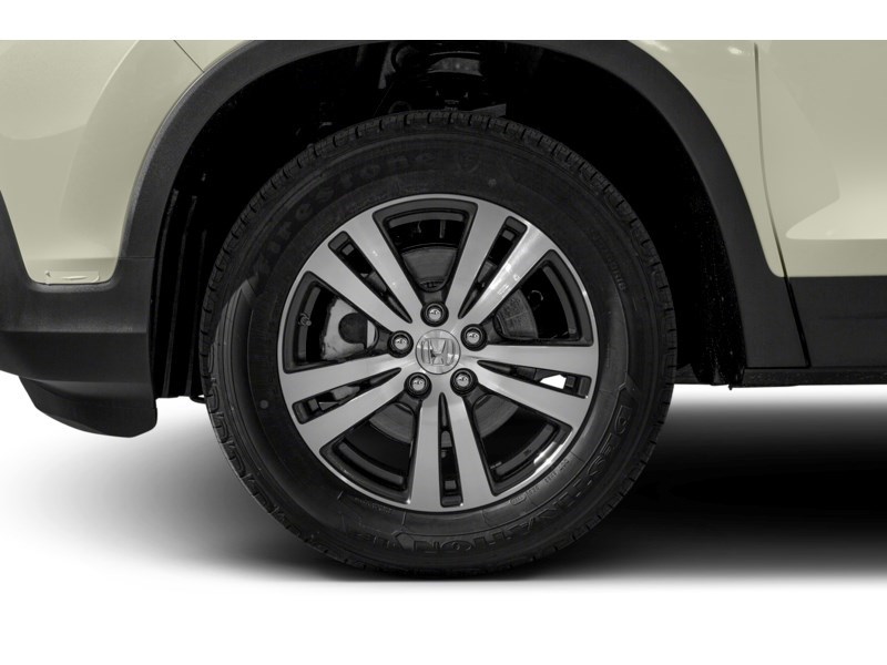 2017 Honda Ridgeline 4WD Crew Cab EX-L Exterior Shot 5