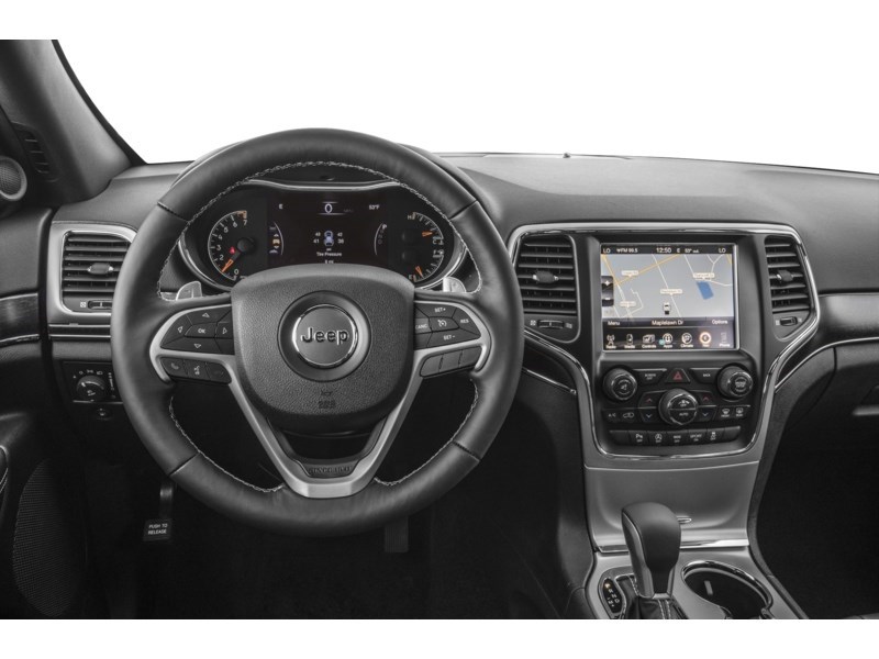2021 Jeep Grand Cherokee Limited | Pano Roof, Leather, Nav, Winter Tires! Interior Shot 3
