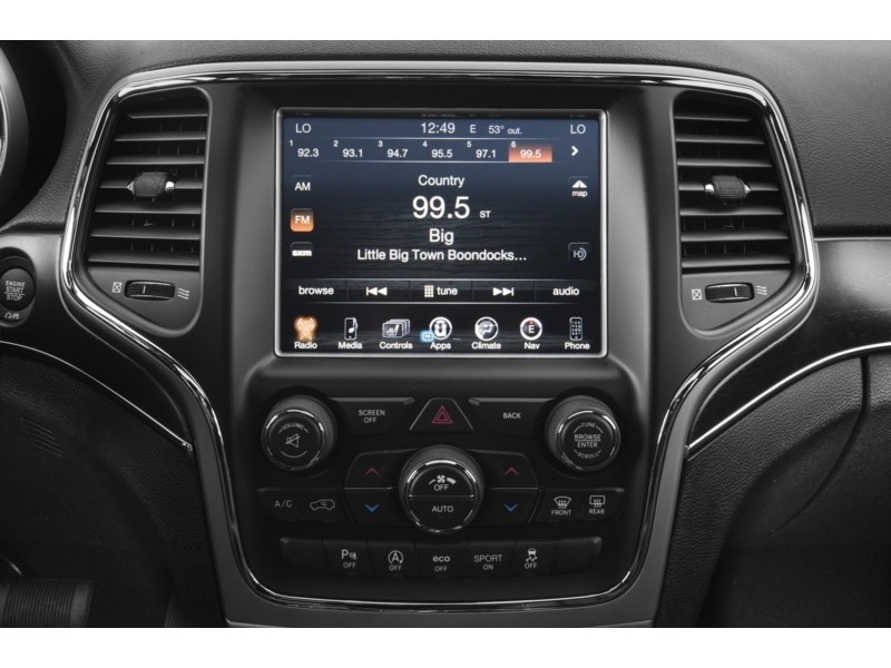 2021 Jeep Grand Cherokee Limited | Pano Roof, Leather, Nav, Winter Tires! Interior Shot 2