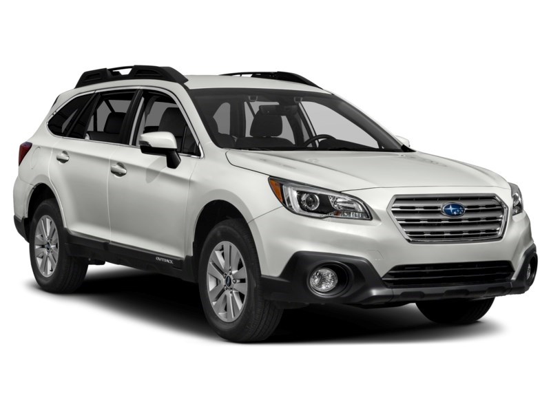 2017 Subaru Outback 2.5i Touring w/Tech | Ultra Low KM’s Exterior Shot 9