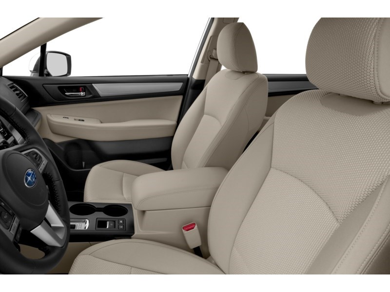 2017 Subaru Outback 2.5i Touring w/Tech | Ultra Low KM’s Interior Shot 4