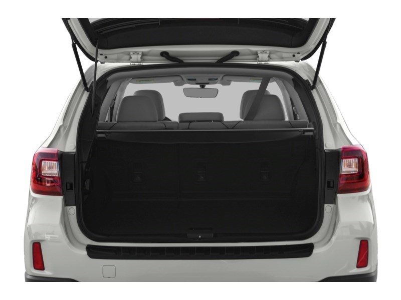 2017 Subaru Outback 2.5i Touring w/Tech | Ultra Low KM’s Exterior Shot 4