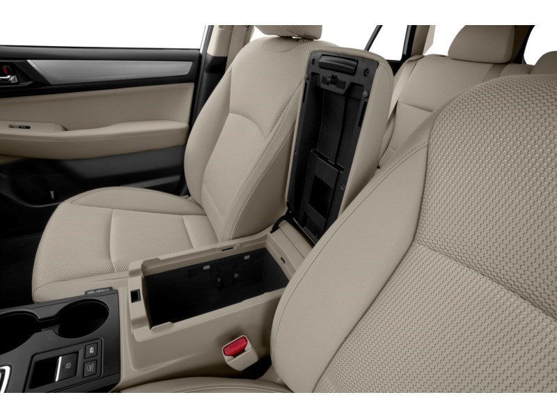 2017 Subaru Outback 2.5i Touring w/Tech | Ultra Low KM’s Interior Shot 7