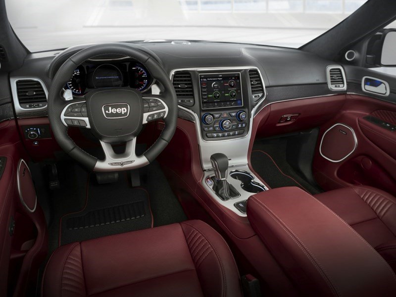 2019 Jeep Grand Cherokee Laredo OEM Shot 4