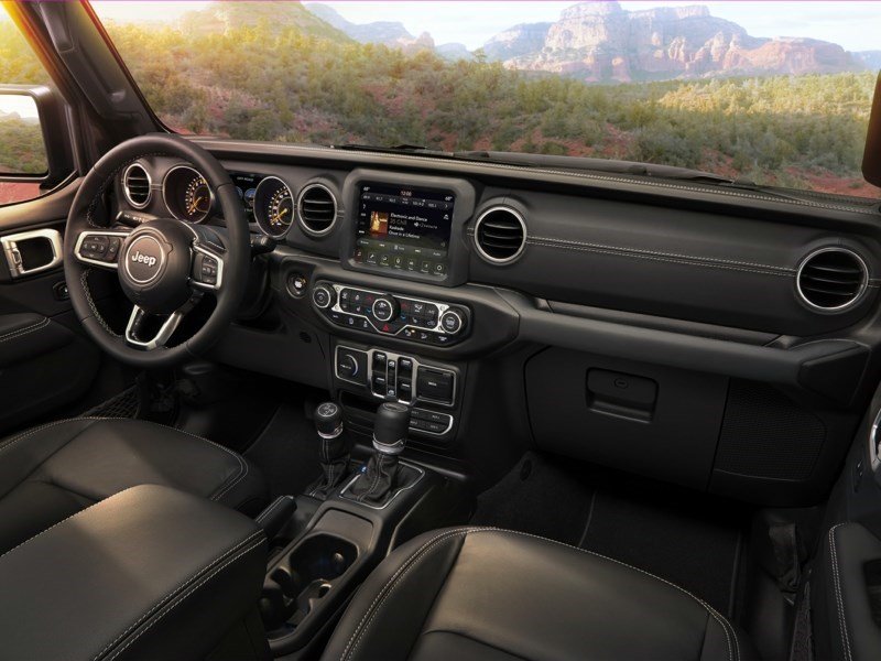 2018 Jeep Wrangler Unlimited Sport OEM Shot 4