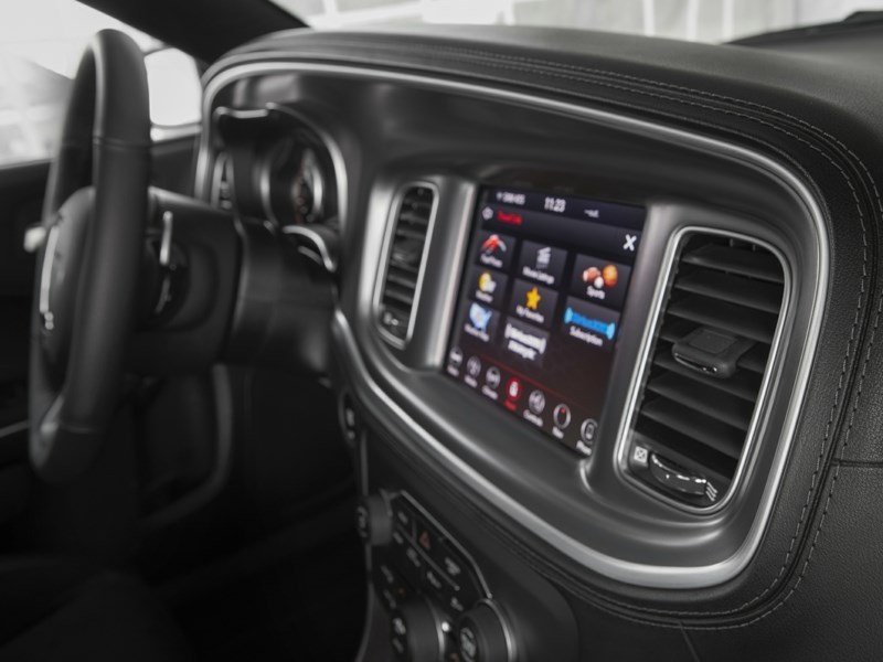 2022 Dodge Charger SXT OEM Shot 6