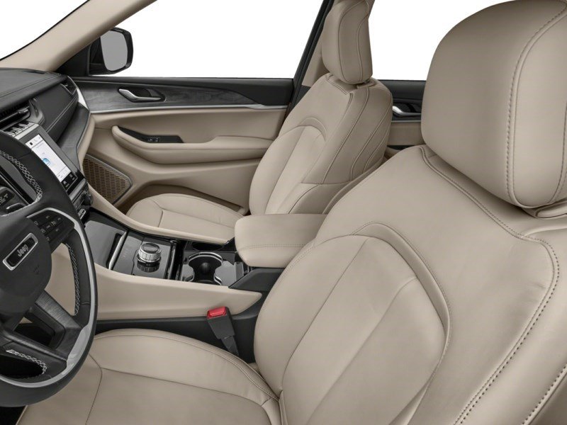 2024 Jeep Grand Cherokee Limited OEM Shot 6