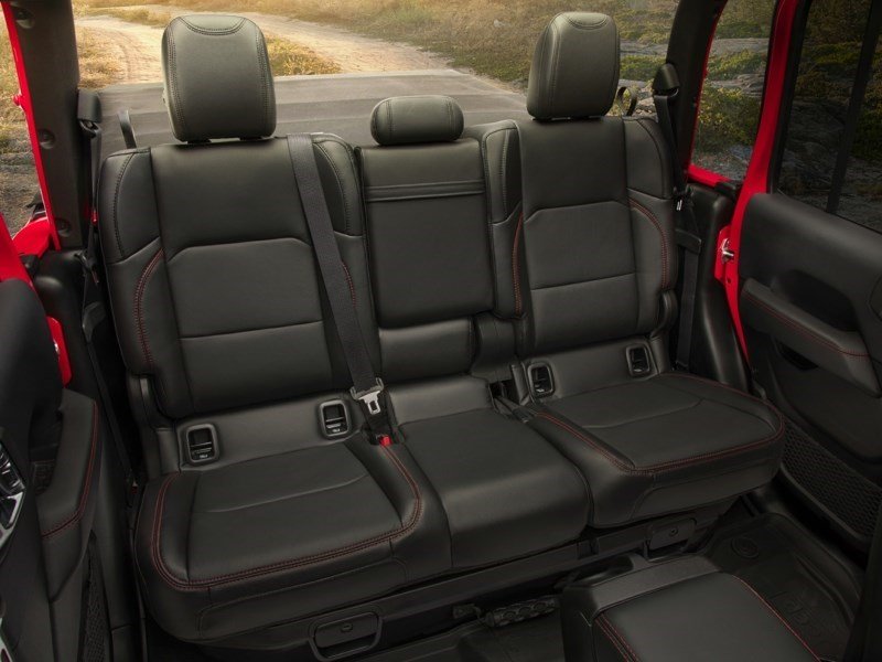 2023 Jeep Gladiator Mojave OEM Shot 6
