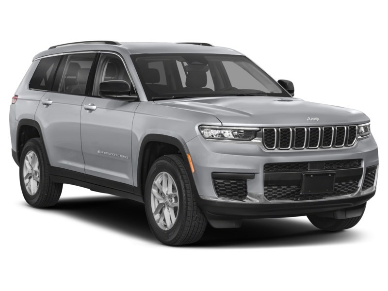 2024 Jeep Grand Cherokee L Limited 4x4 Exterior Shot 8