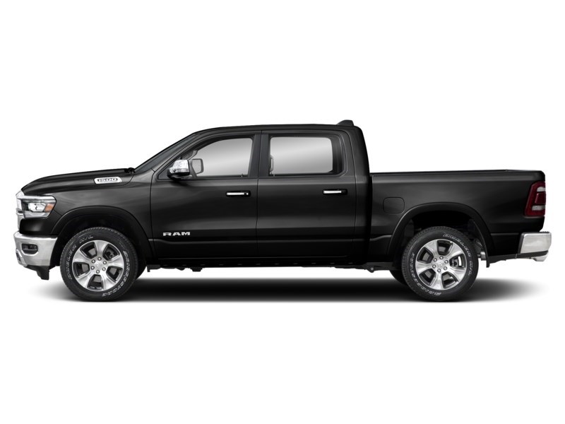 2022 RAM 1500 Laramie Crew Cab 4X4 | Night Edition, Leather Diamond Black Crystal Pearlcoat  Shot 3